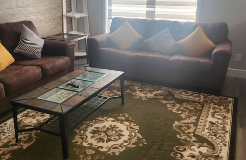 Saskatoon House | Enjoy brand new modern and stylish house