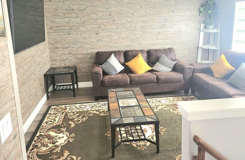 Saskatoon House | Enjoy brand new modern and stylish house