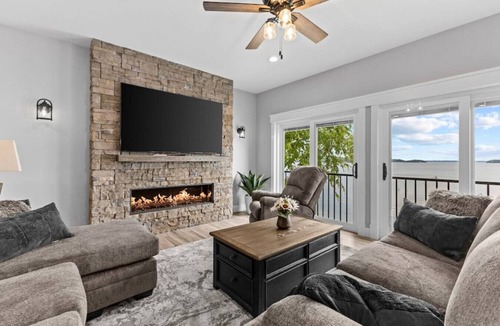 Colchester House | Enjoy Sunsets at Fully Equipped 4BR-Lake Champlain
