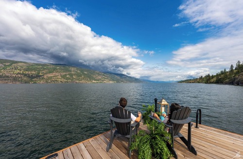Central Okanagan House | Entire Château in Kelowna, Canada