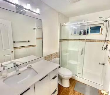 Maple Ridge Apartment | Entire Guest Suite, Two Parking Spaces