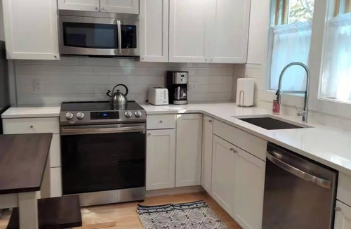 New North End House | Entire House. 2+ bed, 2 bath near Lake & bikeway