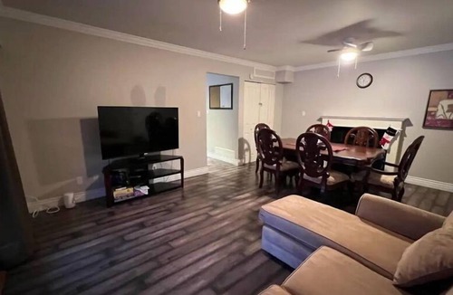 Delta House | Entire House With Huge Private Yard
