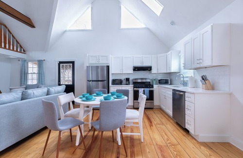 Hyannis House | Entire Hyannis Home - Near Downtown & Beaches
