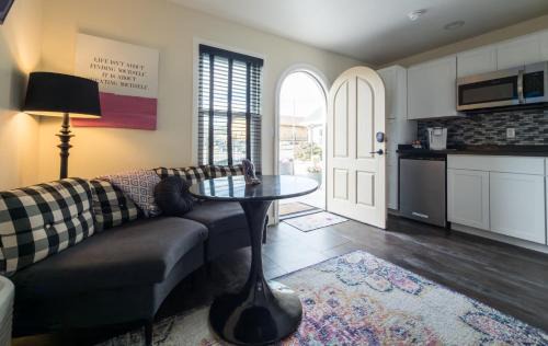 Custer Hotel | EO Bungalows, Black Hills