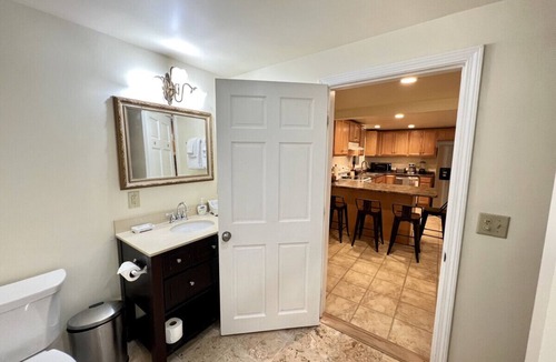 Bennington Apartment | Escape to Serenity: Cozy 3 bedroom apartment