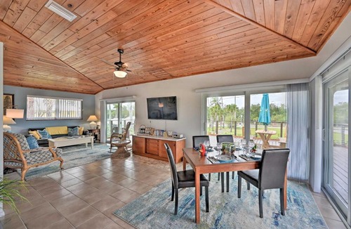 Everglades City House | Everglades Getaway w/Deck & Water Views!