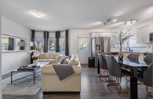 Southwest Calgary House | Evergreen Calgary Townhome — 3BR, Sleeps 6, Gas Fireplace, Free Parking