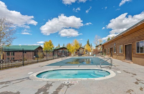 Coalville Cabin | Evergreen Ridge | Pool | Hot Tub | Snowmobiling