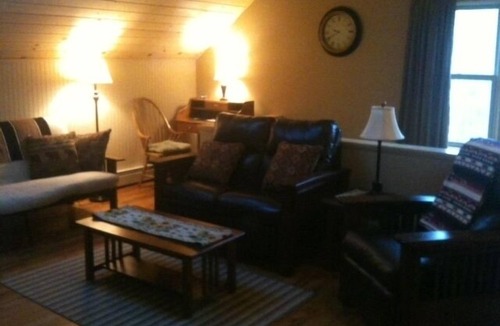 Mount Tabor House | Excellent location Southern Vt.