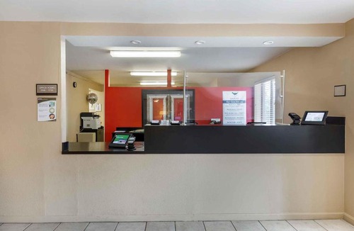 North Olmsted Hotel | Extended Stay America Suites - Cleveland - Great Northern Mall