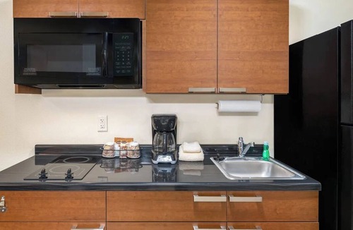 Rock Springs Hotel | Extended-Stay Lodging Near Flaming Gorge Recreation Area