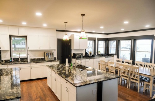 Franklin County House | Fabulous 5-bedroom House on Lake Champlain- Sunsets Included!
