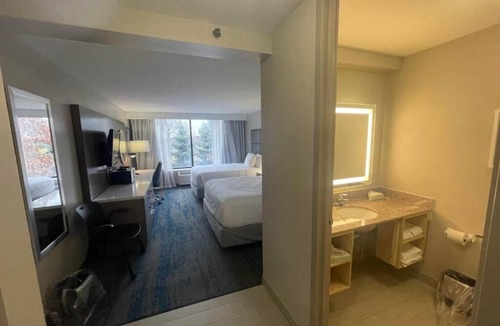 Independence Hotel | FairBridge Inn & Suites Independence