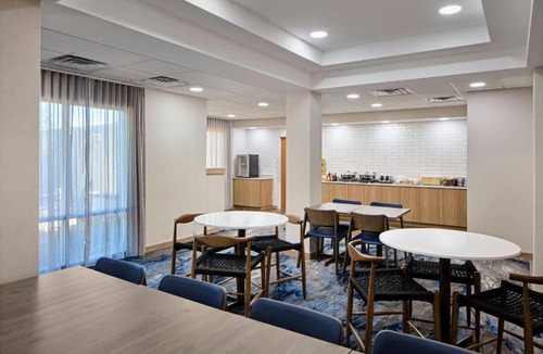 Avon Hotel | Fairfield Inn & Suites Cleveland Avon