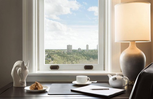 Downtown Edmonton Hotel | Fairmont Hotel Macdonald