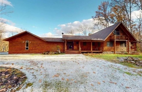 Austinburg House | Fall Get Away Time! Private Log Home- Sleeps 12, Fireplace ,Hot Tub, 17 acres!