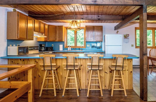 Jackson Ski Chalet | Family friendly mountain chalet near Storyland!