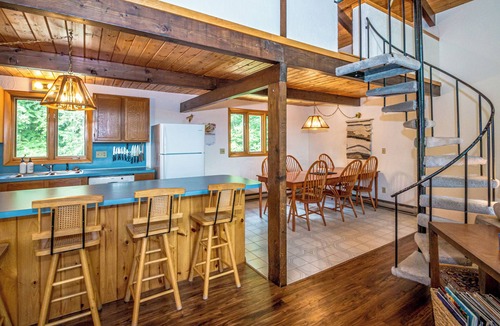 Jackson Ski Chalet | Family friendly mountain chalet near Storyland!