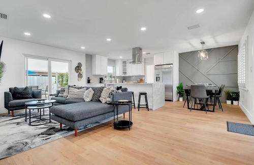 Harbor Village House | Family-Friendly Pool & BBQ 3BR/2BA Home