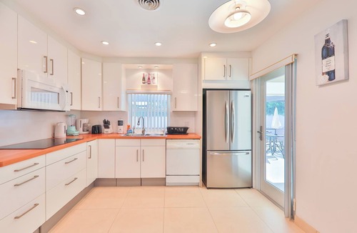 Hollywood Hills House | Family Grand Advantage