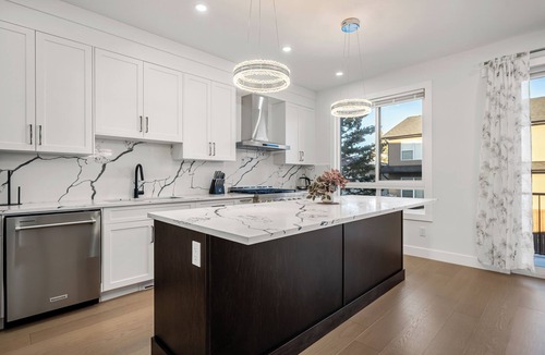Calgary House | Family Home near Airport