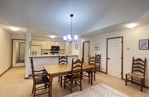 Carroll Condo | Family Paradise: White Mountains Summer Retreat