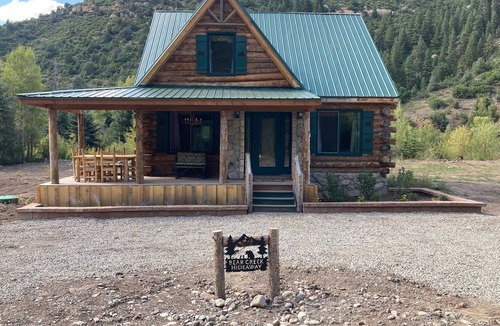 Somerset Cabin | Family Retreat on River in Raggeds with WiFi on Kebler PassnMeal Plans Available