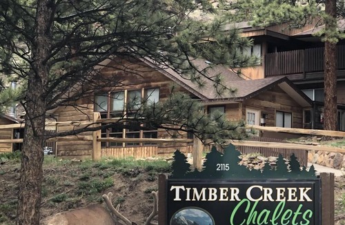 Fall River Estates Ski Chalet | Family Sized 1 Bedroom Chalet, sleeps up to 6
