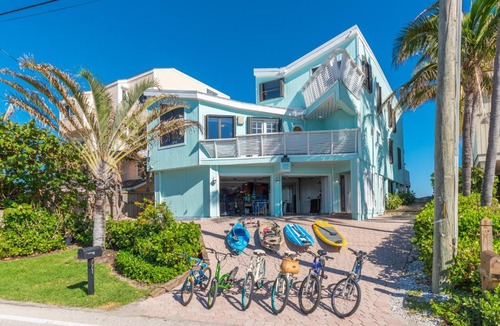 Stuart House | Family Tides