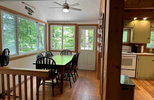 New Hampton Cottage | Fantastic Cottage with Stunning Views and Lake Access in Holderness, New Hampshire