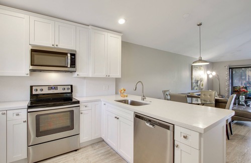 Palm Beach Gardens Condo | Fantastic PGA Club Cottage Close to Everything!