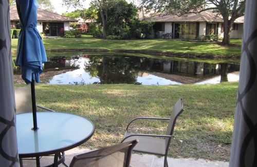 Palm Beach Gardens Condo | Fantastic PGA Club Cottage Close to Everything!