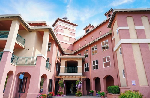 Quail Ridge Apartment | Fantastic Studio With 2 Private Decks! (201B)