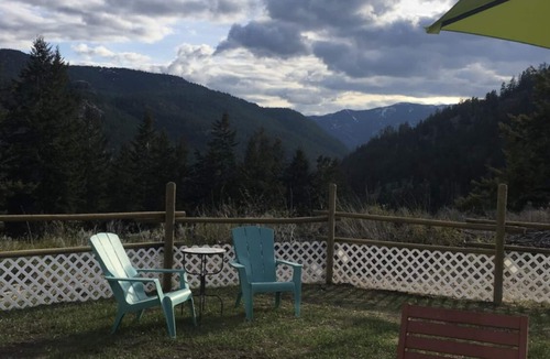 Okanagan-Similkameen House | Farm Stay Marron Valley- 5th Wheel Trailer