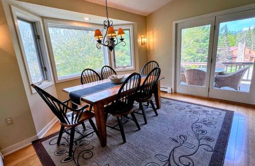 Carroll House | FC39 Entry level Bretton Woods Cottage on beginner ski trail