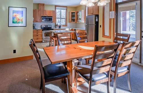 East Kootenay Condo | Fernie - Timberline Lodges Juniper #611