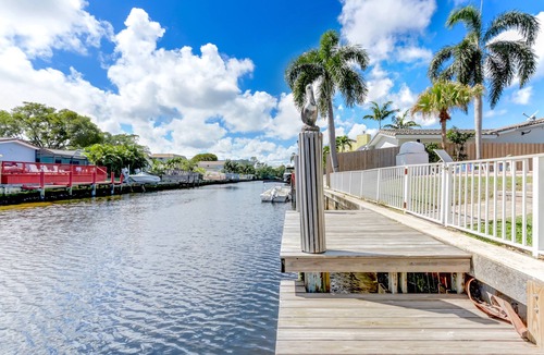 Coral Ridge Isles House | FIFA Perfect | Waterfront home: Boat dock, Private Pool, Near Beach
