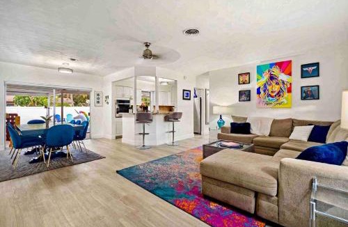 Pembroke Pines House | FIFA World Cup - 4 Miles to Miami Stadium Hard Rock Stadium with Private Pool Game Room & Free Parking Pembroke Pines Florida close to Hollywood Beach and Hard Rock Casino