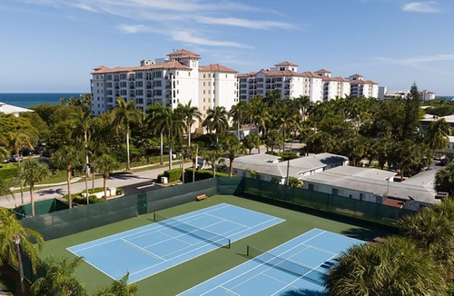 Palm Beach Shores Resort | 𝐅𝐢𝐧𝐝𝐢𝐧𝐠 𝐌𝐞𝐢𝐥𝐢 Beachfront Ocean Pointe Resort Oasis+Amenities, STUDIO