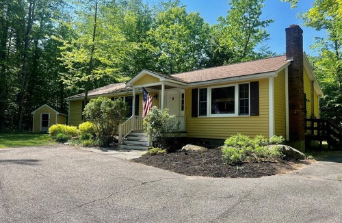 Meredith Cottage | Firefly Cottage with Beach Access!