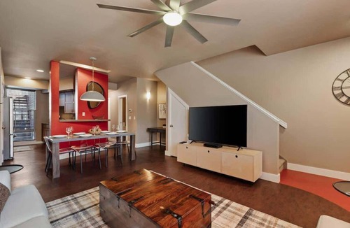 Old Town North Apartment | FoCo Patio Oasis – King Beds & Walkable Location