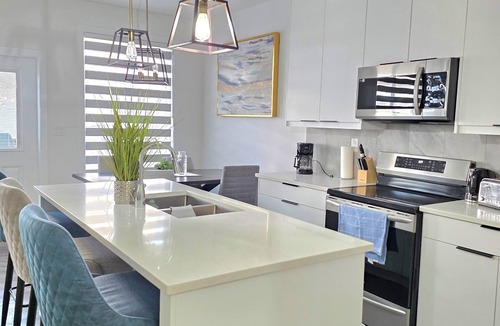 Division No. 11 House | Fort Delight 3 bedroom house Netflix/wifi/Free parking