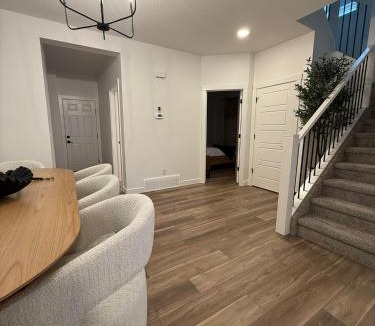 Fort Saskatchewan House | Fort Home