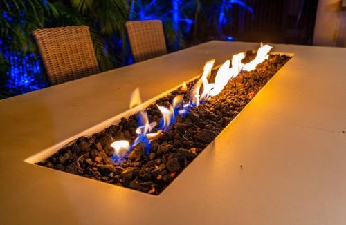 East Fort Lauderdale House | Fort Lauderdale Mansion with Private Pool & Hot Tub - Perfect for Families