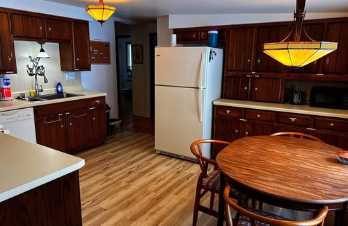 Tomahawk House | Foster's Lakeside - Sandy Shore with Snowmobile Access & Year-Round Fun