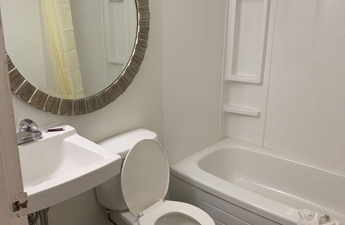 Assiniboia Hotel | Franklin Motel