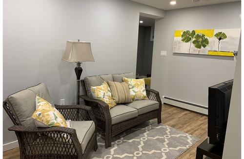 Prince George House | Fresh and newly renovated 2 bedroom bsmt suite. Fully furnished 2 min 2 hosptl