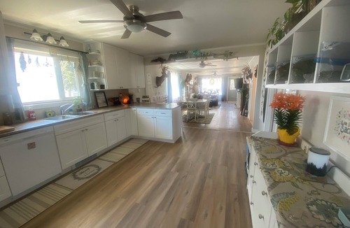 Cranberry Portage House | Freshly Renovated Portage House