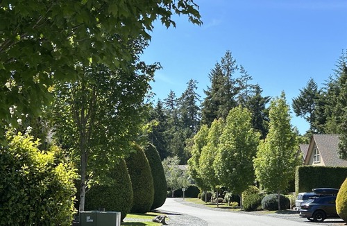 Regional District of Nanaimo Cottage | Fully-equipped near Rathtrevor Beach!